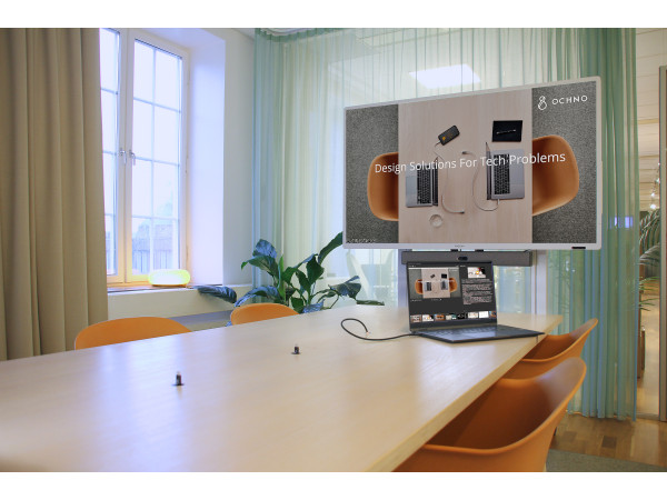 Socket, pull out, LED button, aluminium