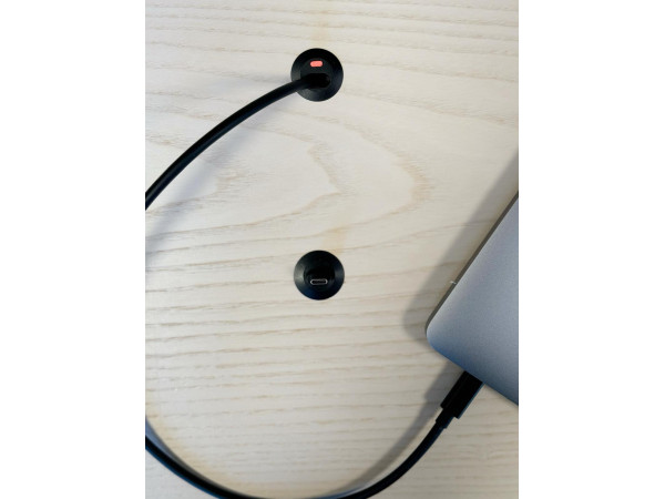 Socket, pull out, LED button, black